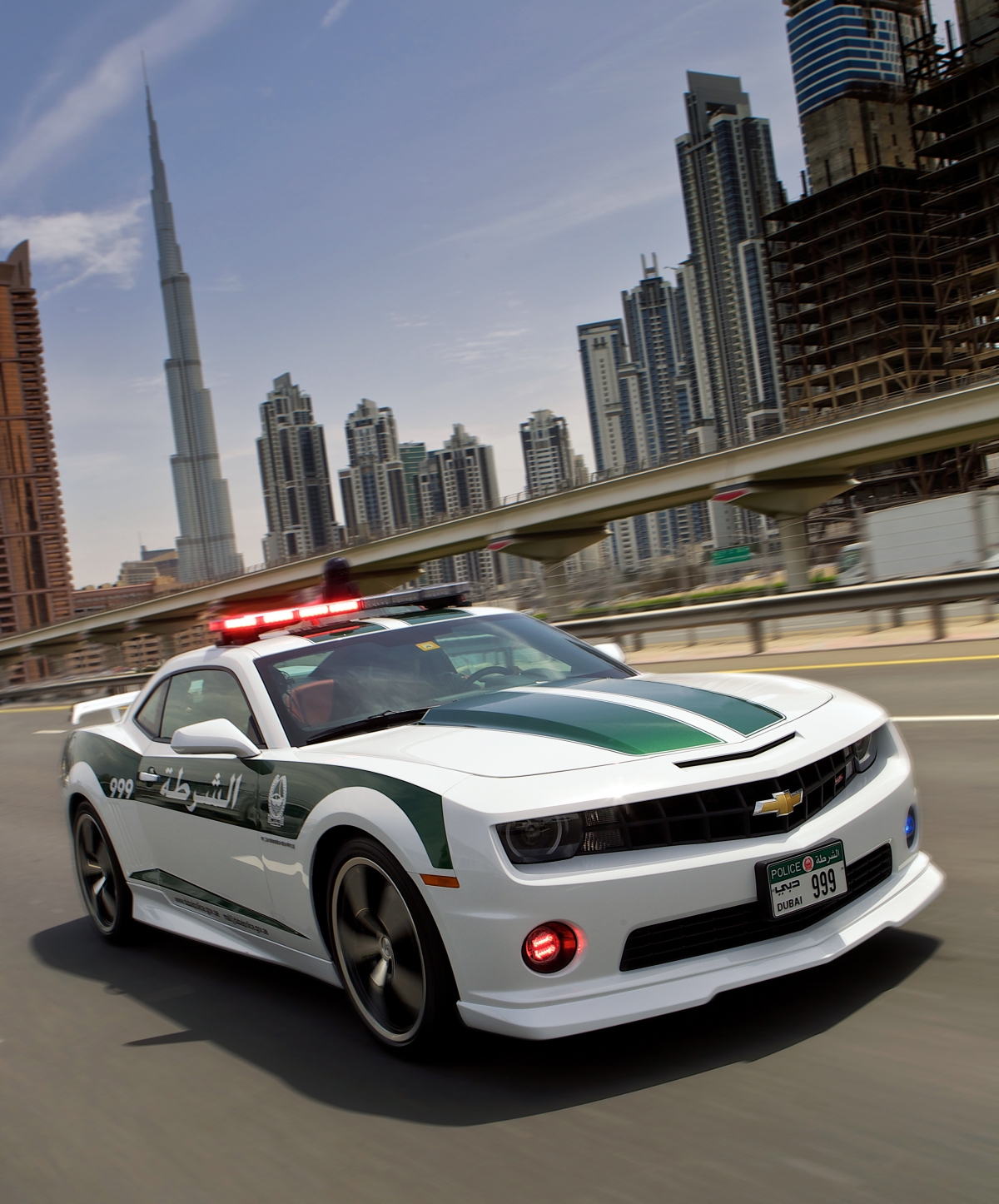 Chevrolet-Camaro-SS-dla-policji-w-Dubaju-2